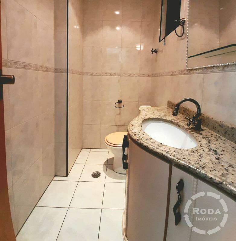 Apartamento para aluguel no Embaré: Lavabo