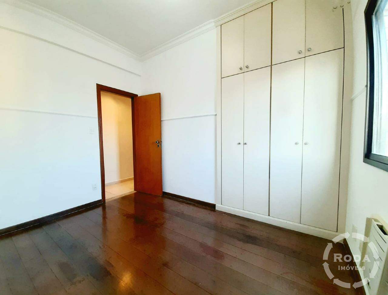 Apartamento para aluguel no Embaré: 