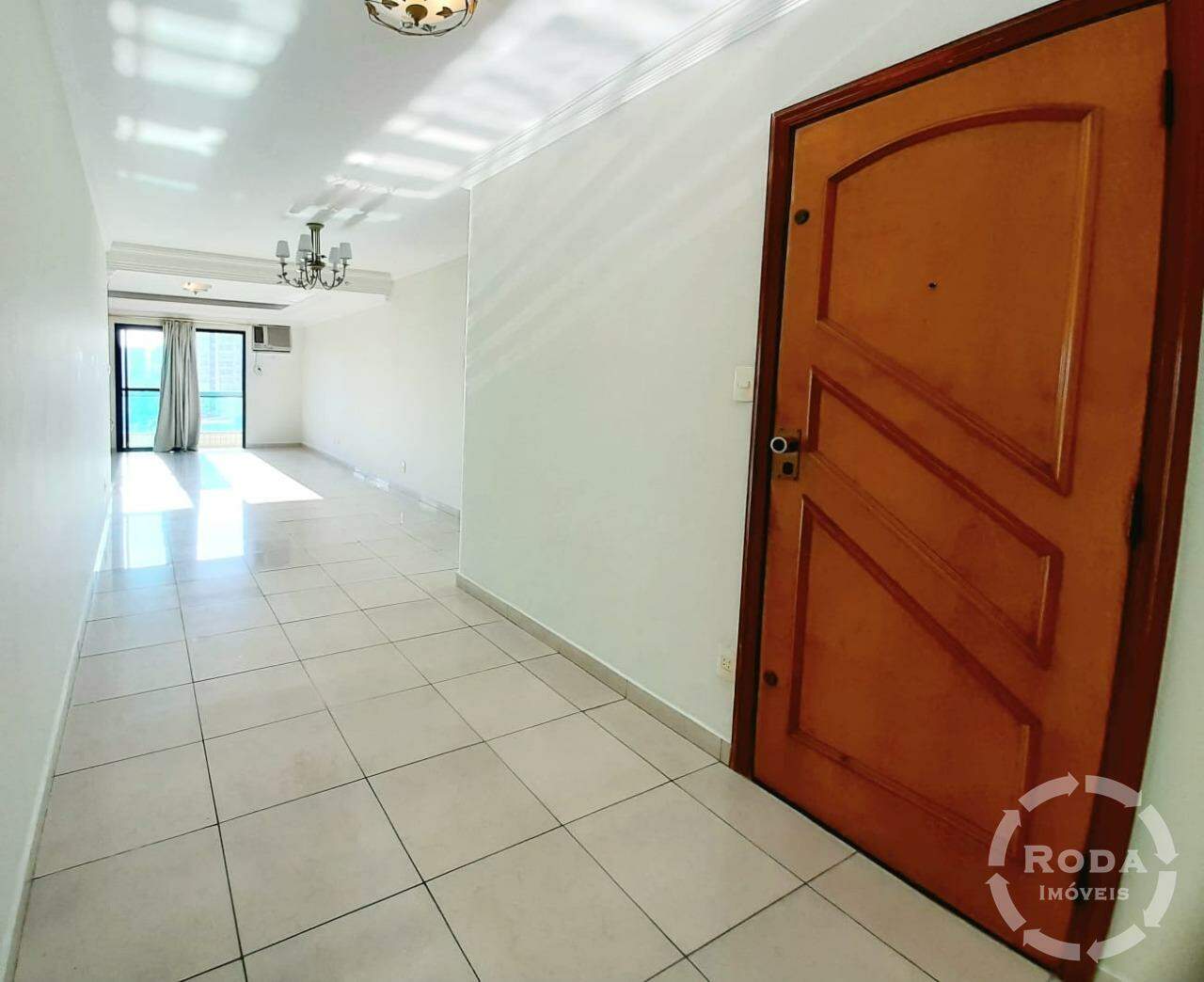 Apartamento para aluguel no Embaré: 