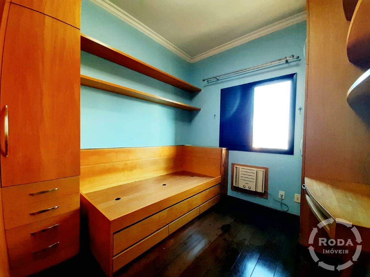 Apartamento para aluguel no Embaré: 