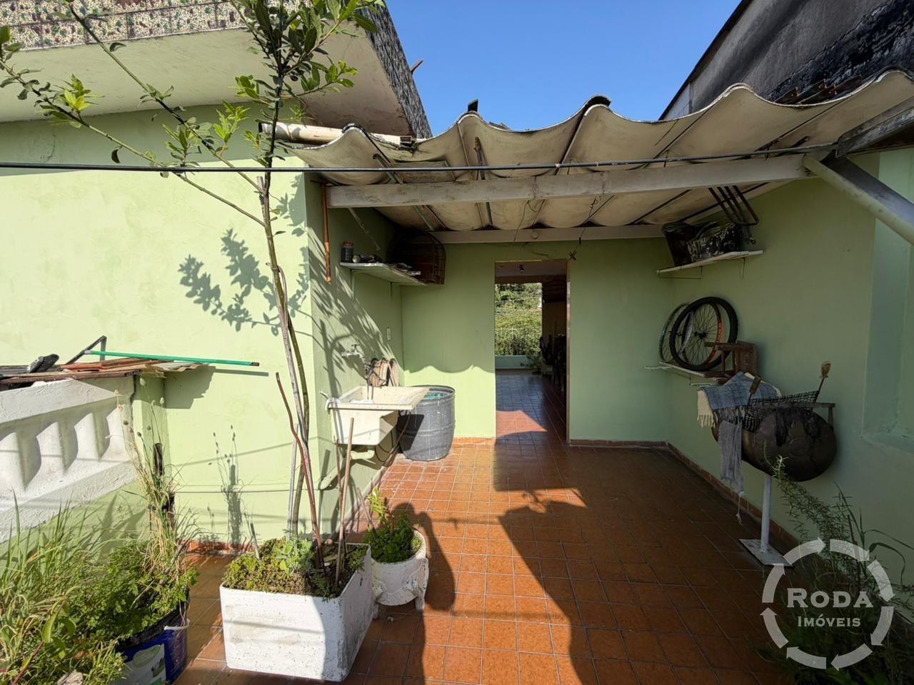 Casa à venda no Macuco: 