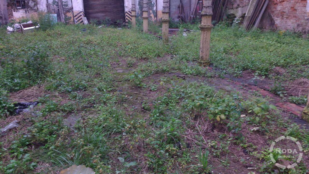 Terreno à venda no Centro: 