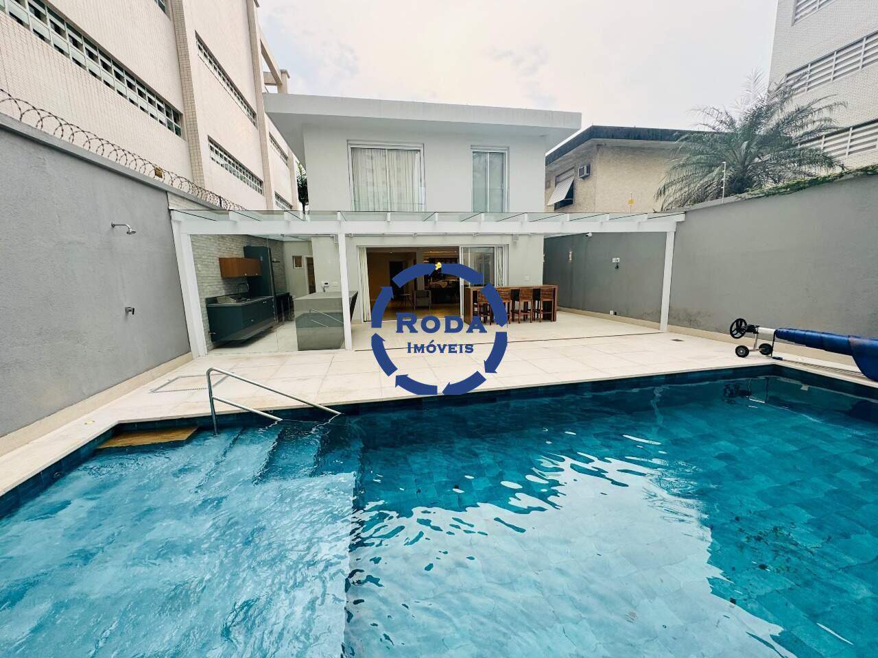 Casa à venda no Ponta da Praia: 
