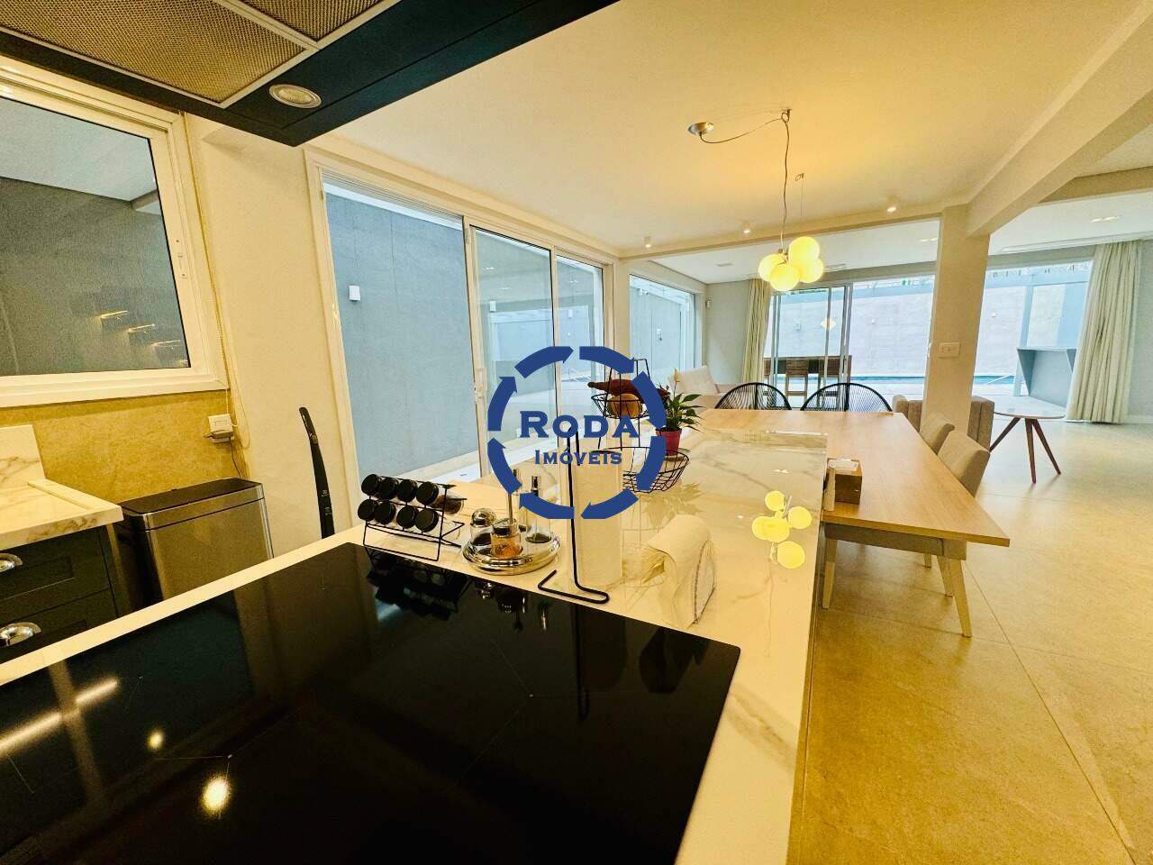 Casa à venda no Ponta da Praia: 