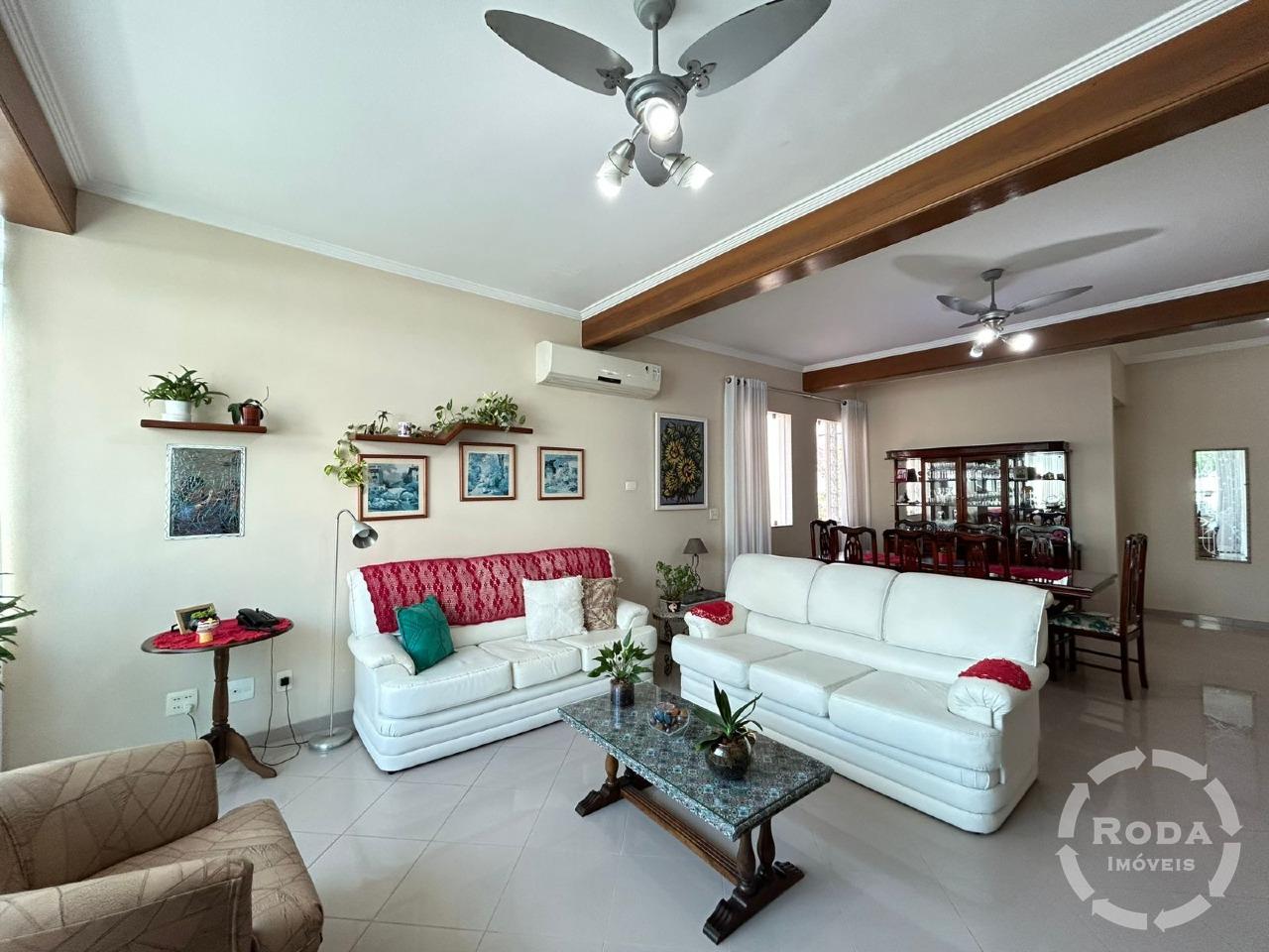 Casa à venda no Boqueirão: 