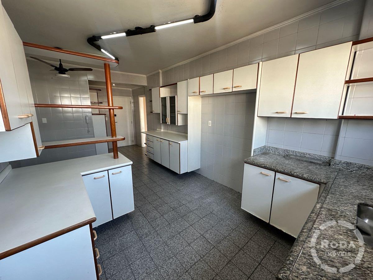 Apartamento à venda no Marapé: 