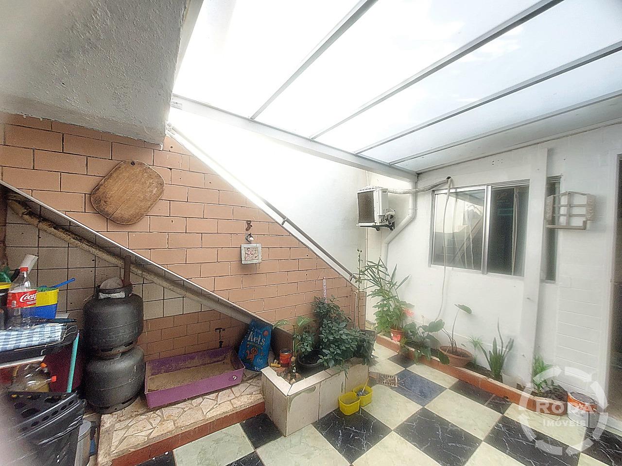 Sobrado Geminado à venda no Vila Belmiro: 