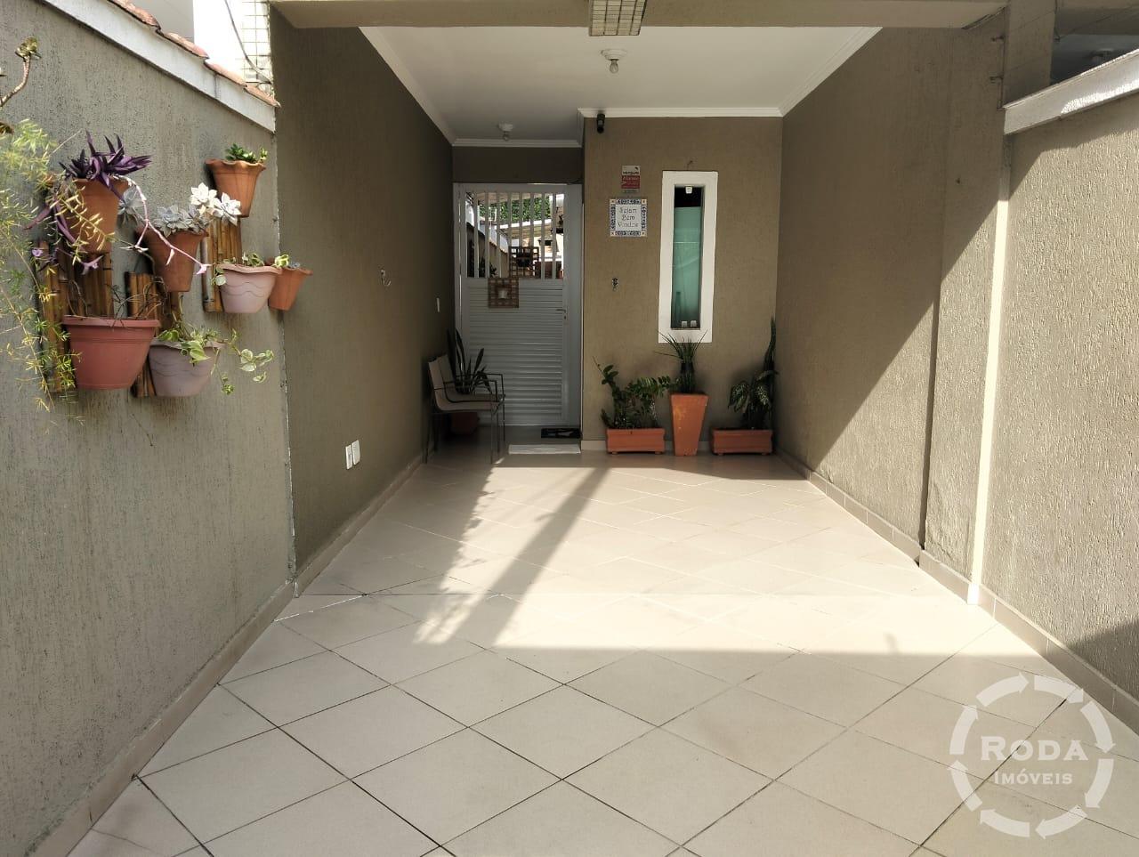 Casa à venda no Embaré: 