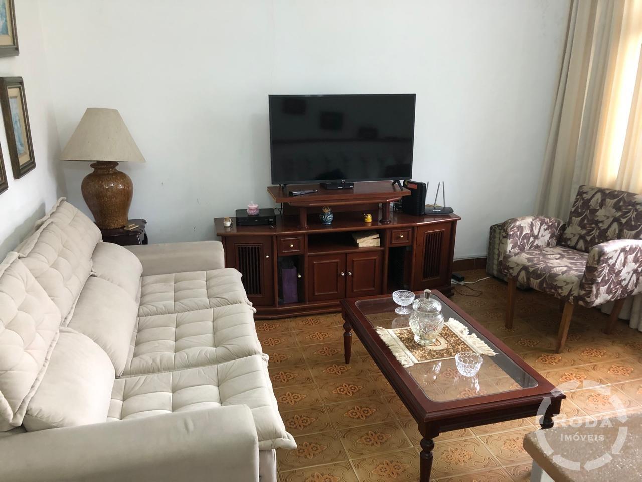 Casa à venda no Macuco: 