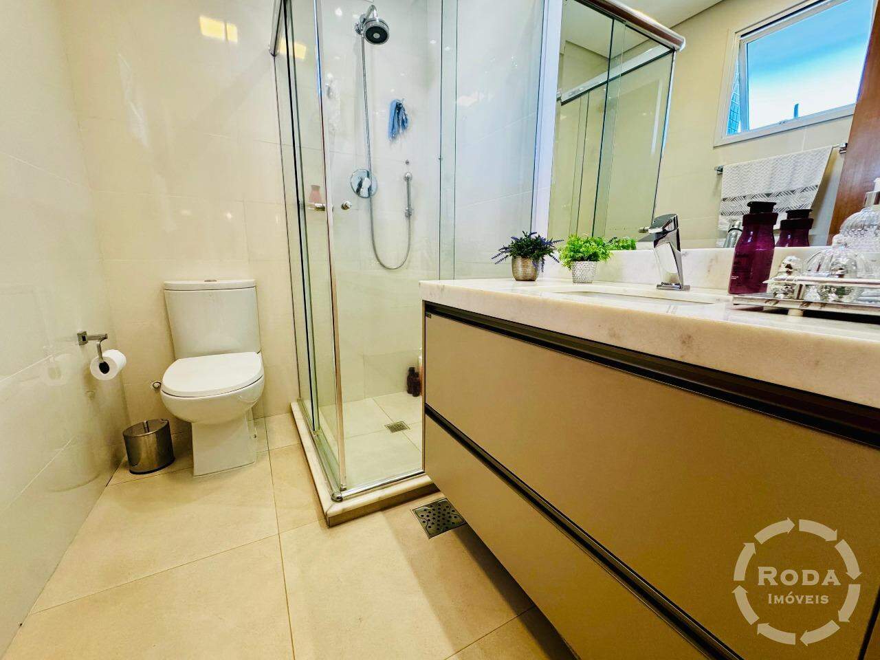 Apartamento à venda no Ponta da Praia: 
