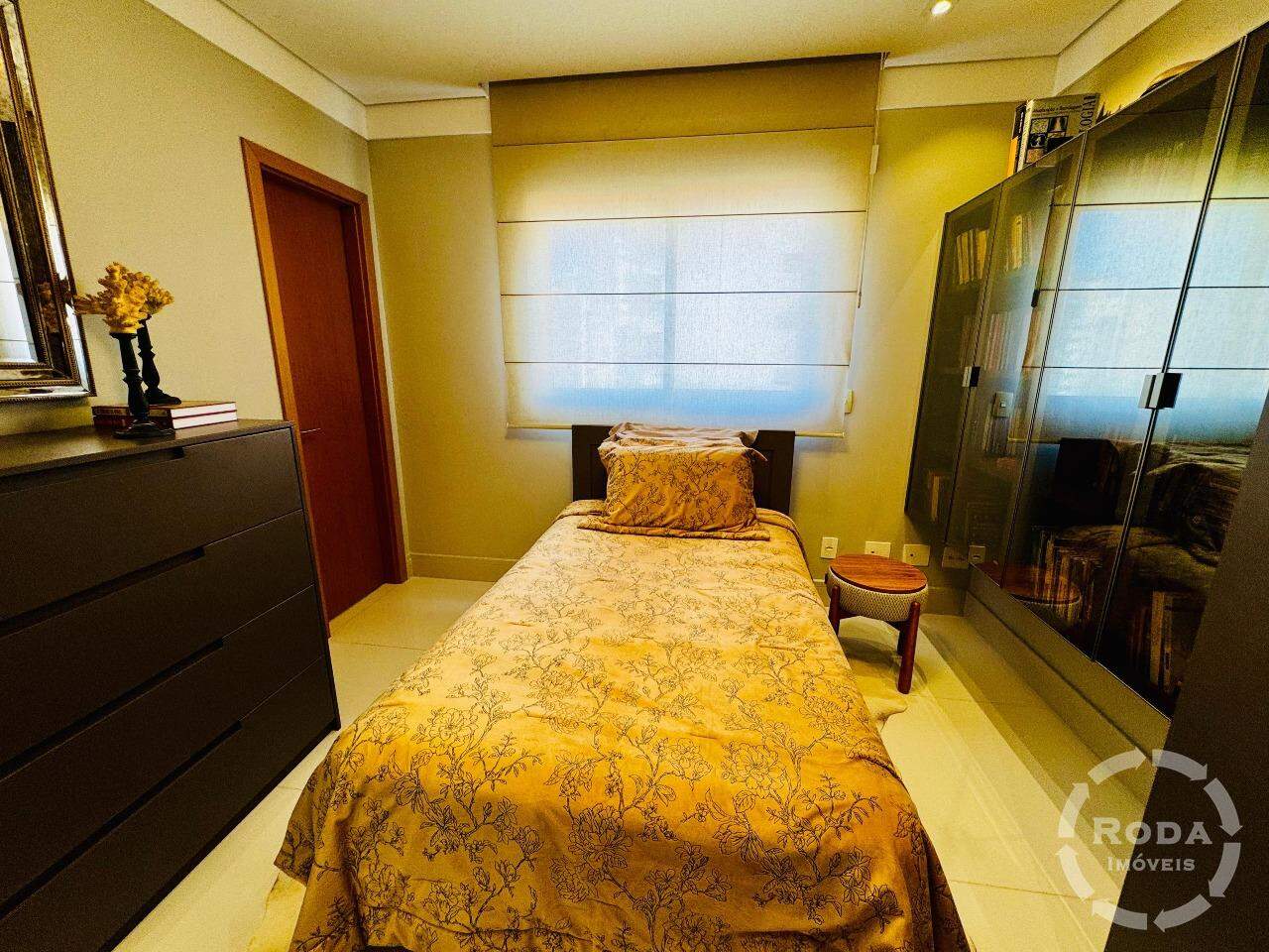 Apartamento à venda no Ponta da Praia: 