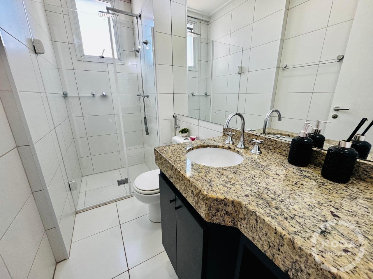 Apartamento à venda no Ponta da Praia: 