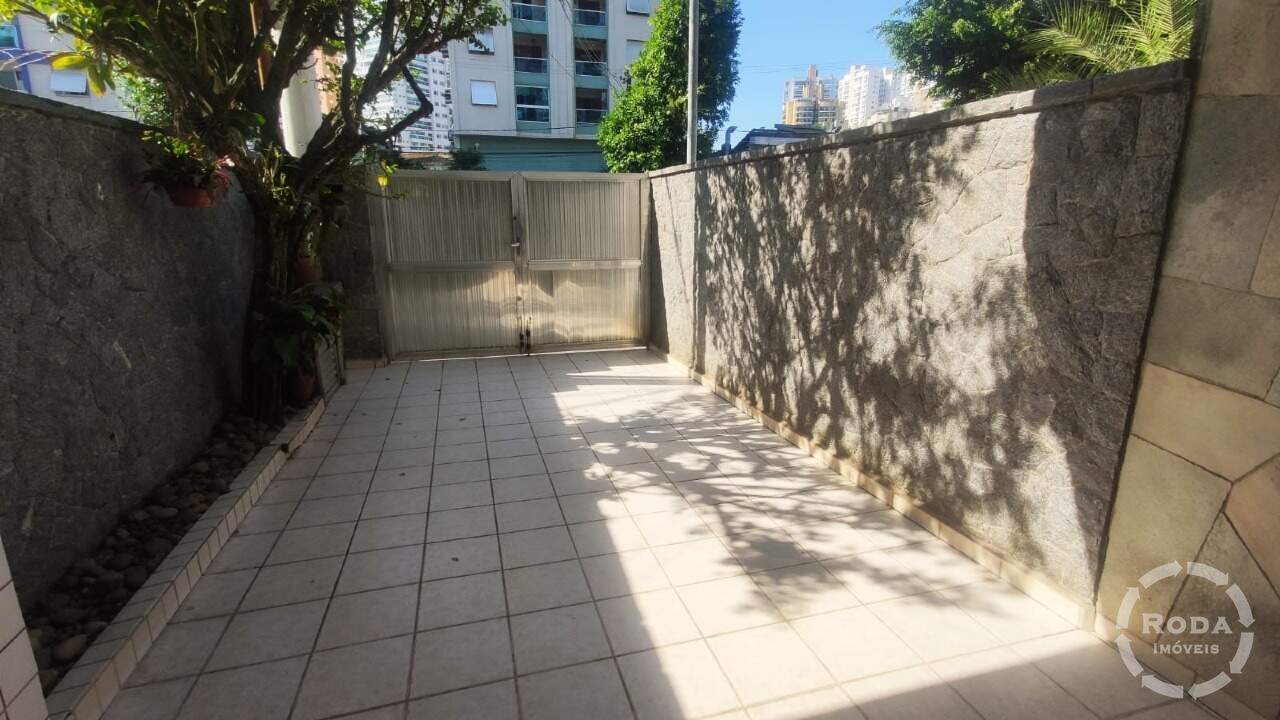 Casa para aluguel no Ponta da Praia: 