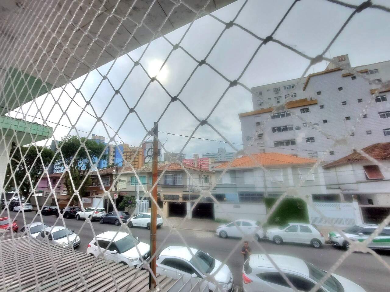 Sobrado Geminado à venda no Encruzilhada: 