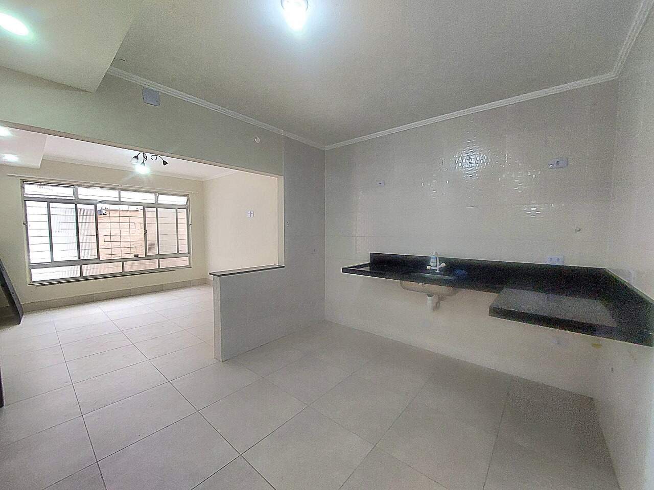 Sobrado Geminado à venda no Encruzilhada: 