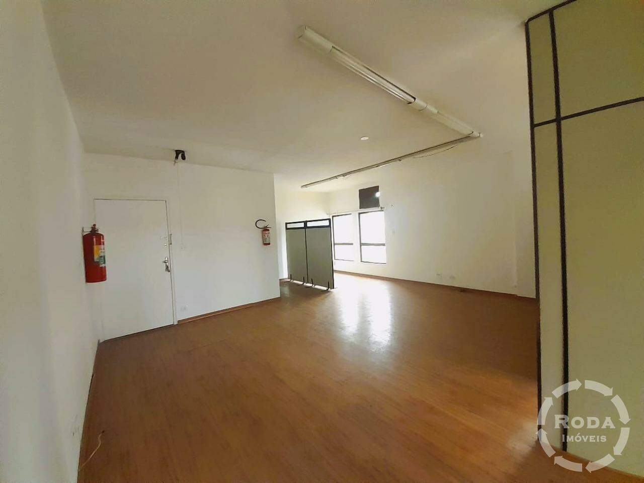 Conjunto Comercial à venda no Vila Mathias: 