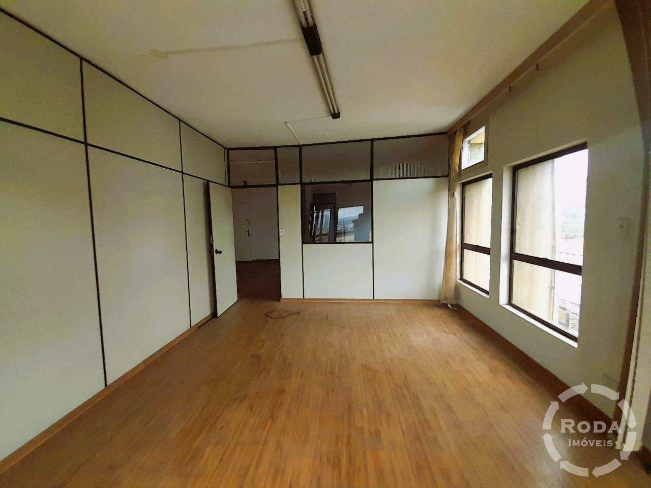 Conjunto Comercial à venda no Vila Mathias: 