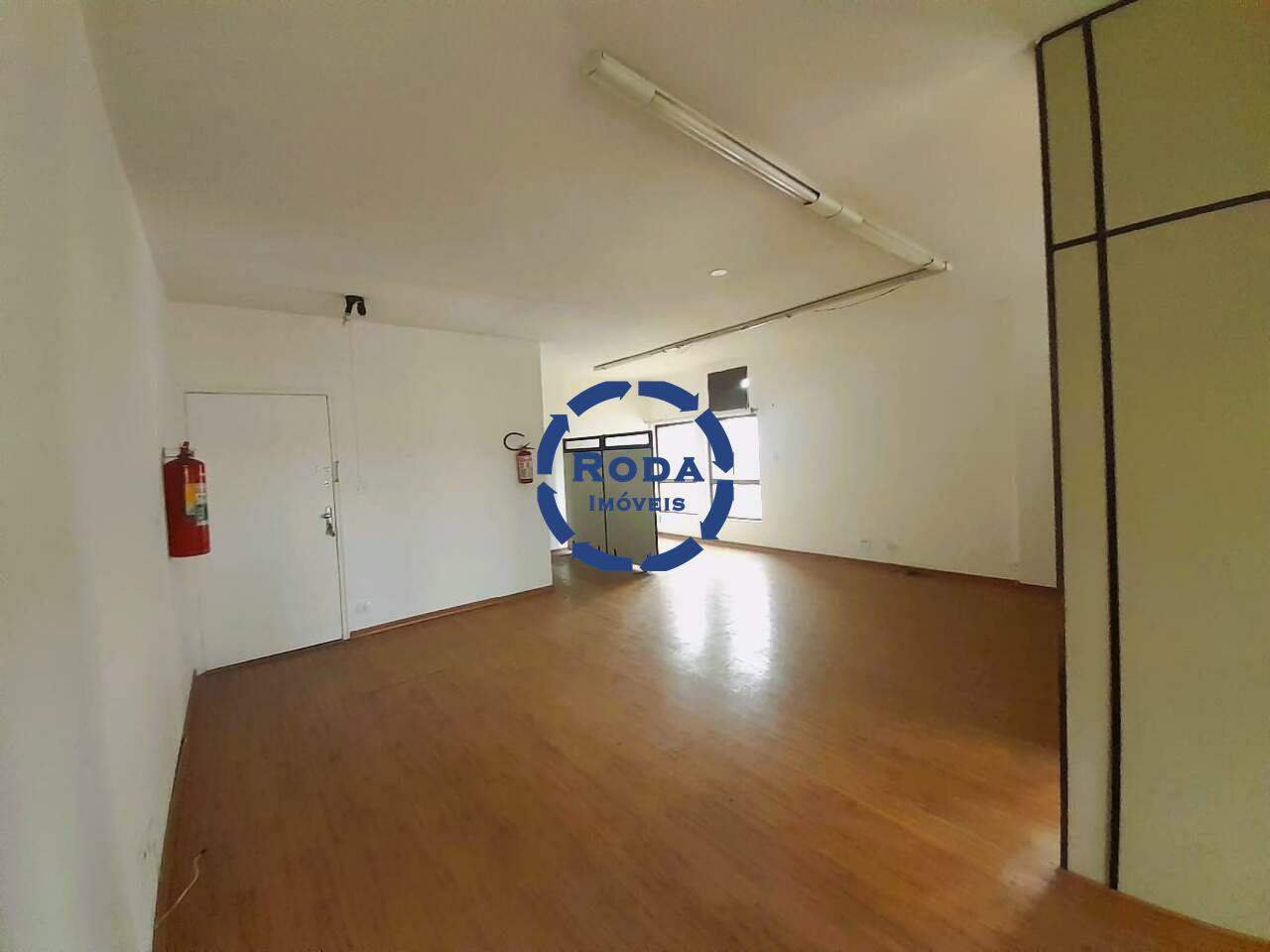 Conjunto Comercial para aluguel no Vila Mathias: