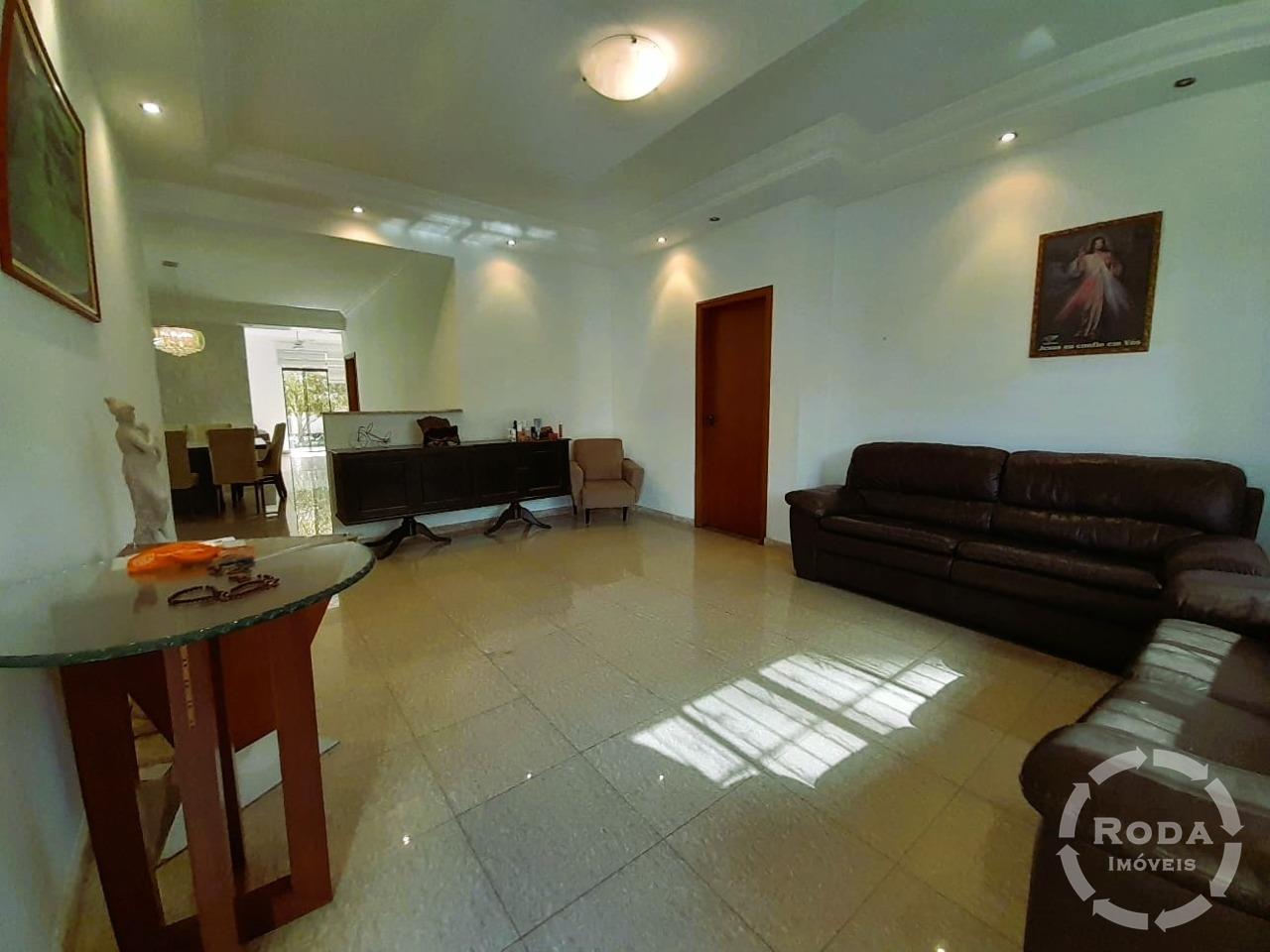 Casa para aluguel no Aparecida: 