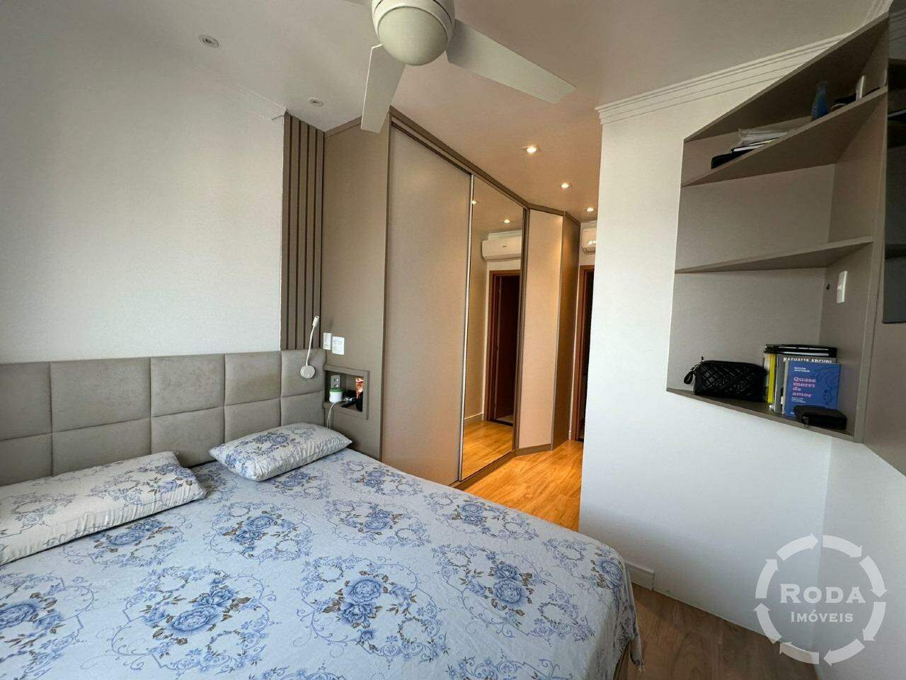 Apartamento à venda no Embaré: 