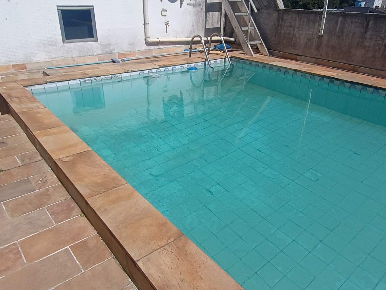 Cobertura à venda no Encruzilhada: 