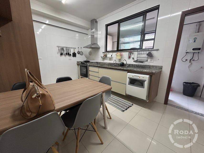 Apartamento à venda no Embaré: 