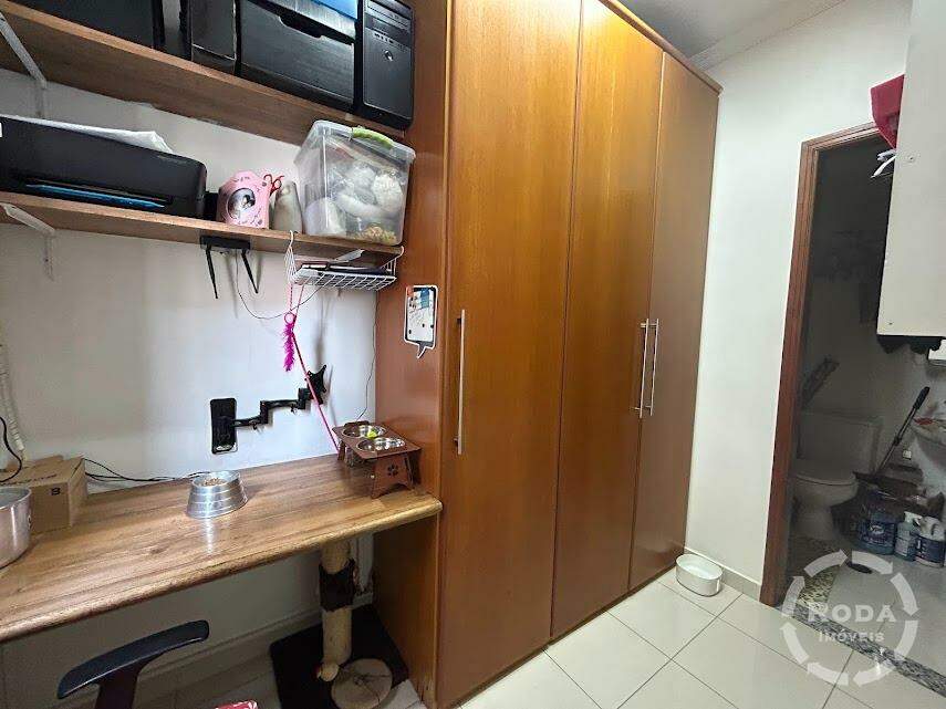 Apartamento à venda no Embaré: 