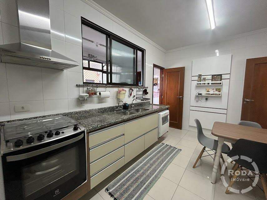 Apartamento à venda no Embaré: 