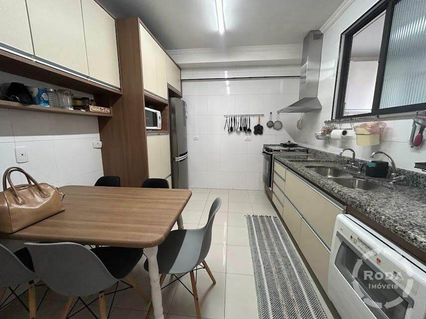 Apartamento à venda no Embaré: 