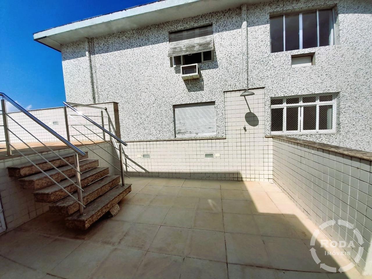 Casa para aluguel no Campo Grande: 