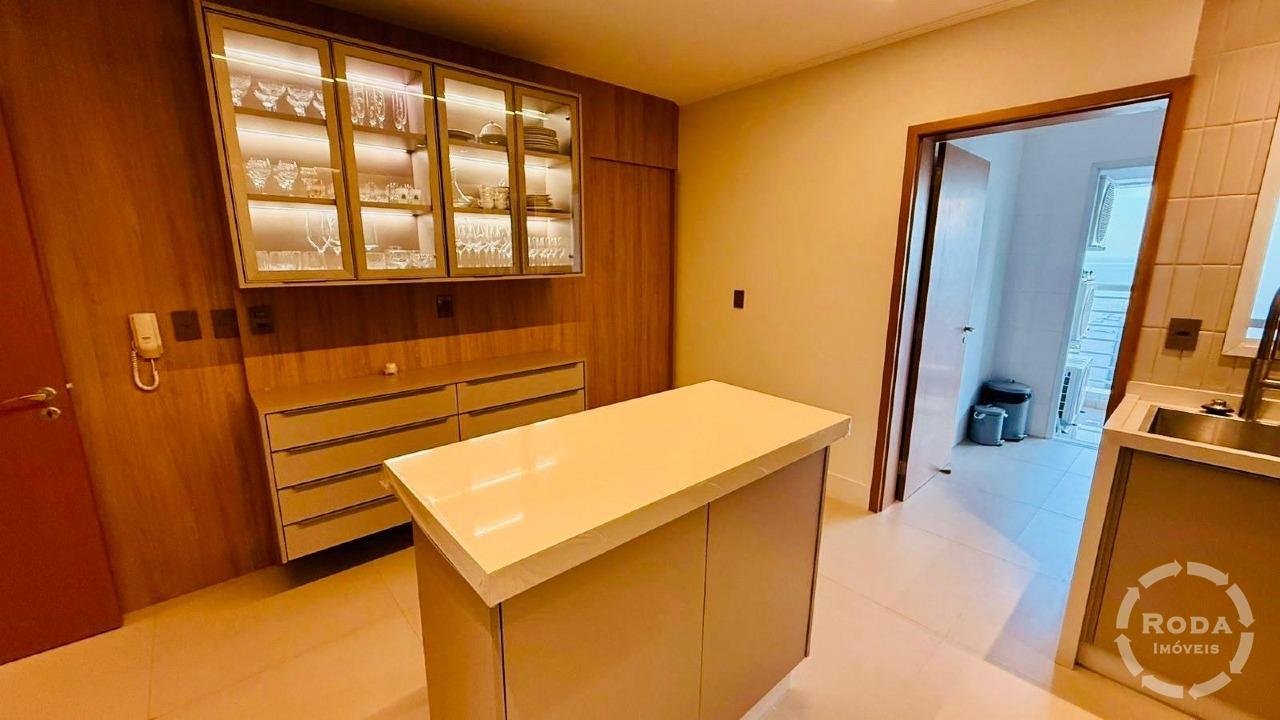 Apartamento à venda no Embaré: 