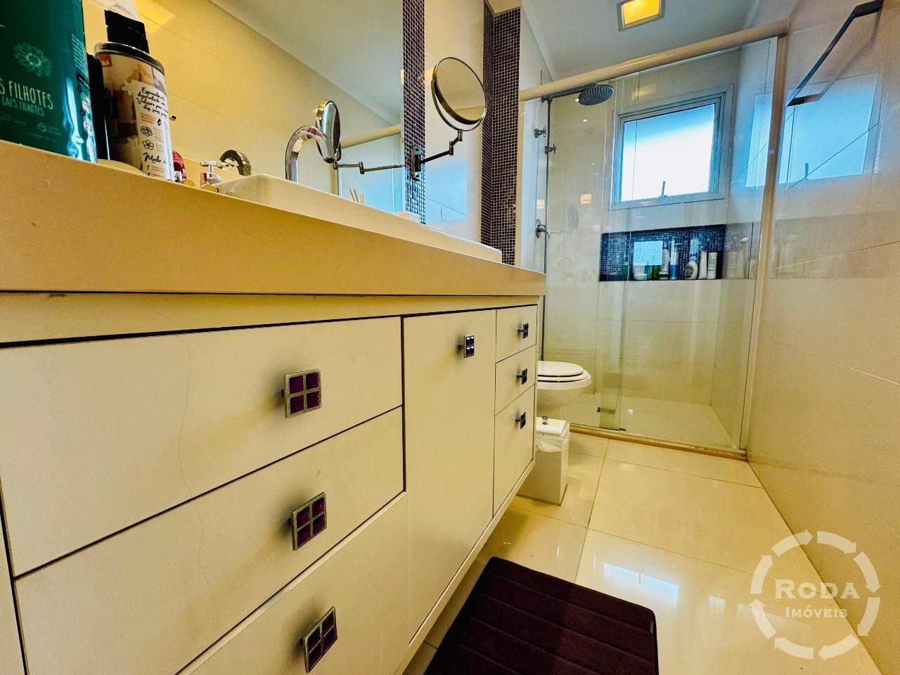 Apartamento à venda no Embaré: 
