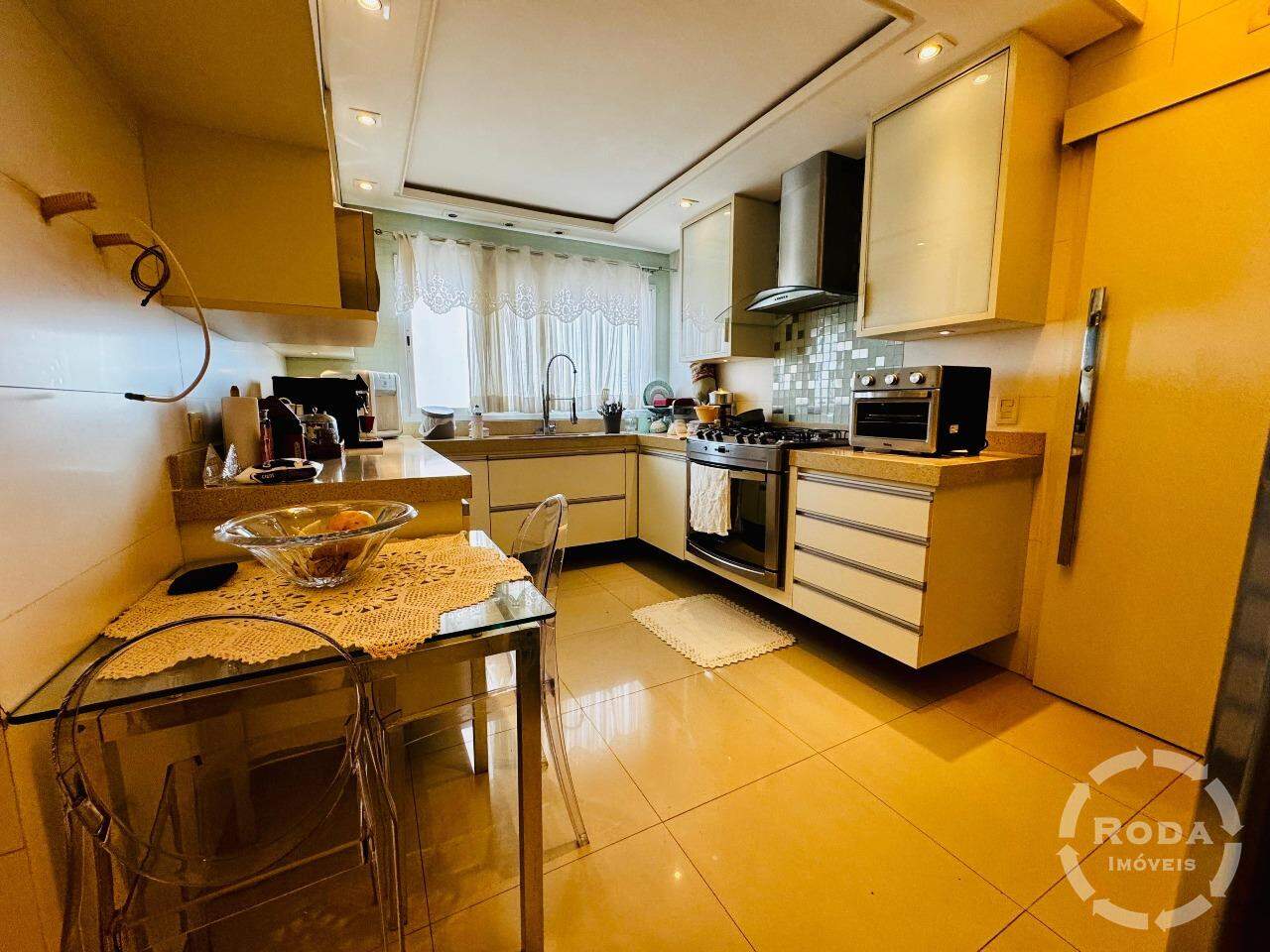 Apartamento à venda no Embaré: 