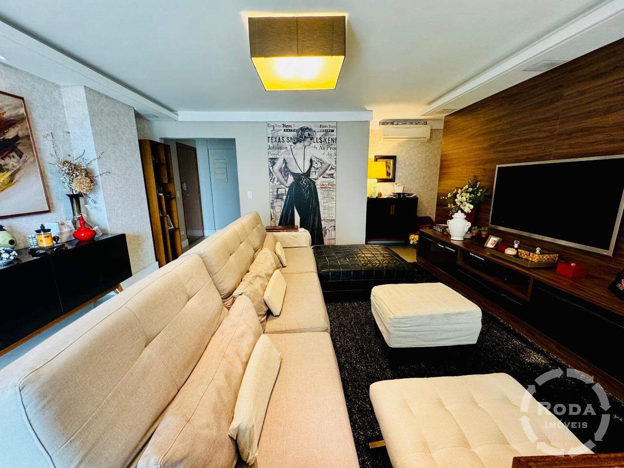 Apartamento à venda no Embaré: 