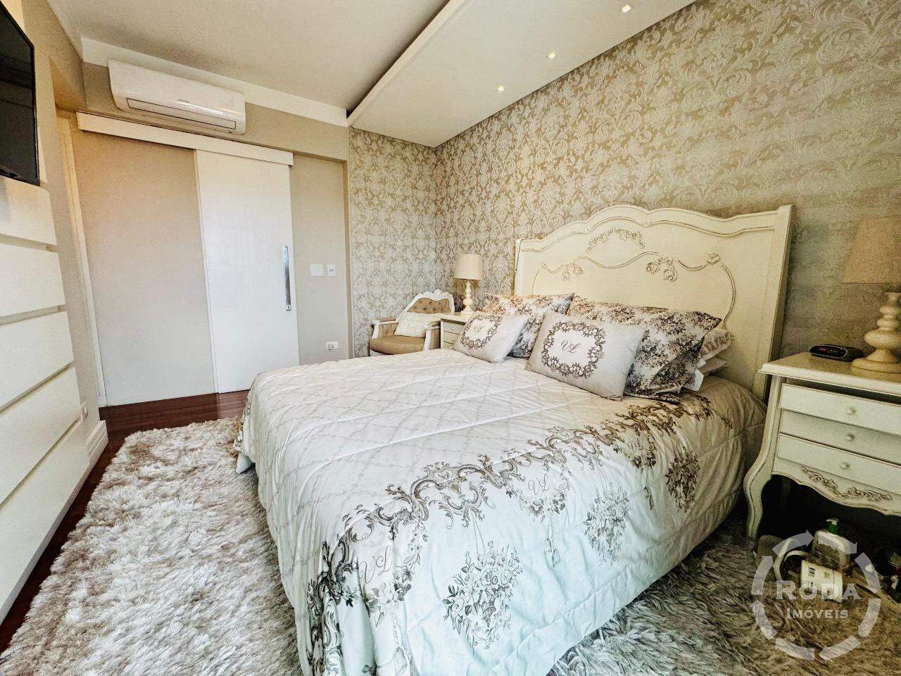 Apartamento à venda no Embaré: 