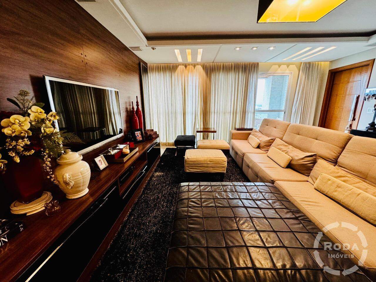 Apartamento à venda no Embaré: 