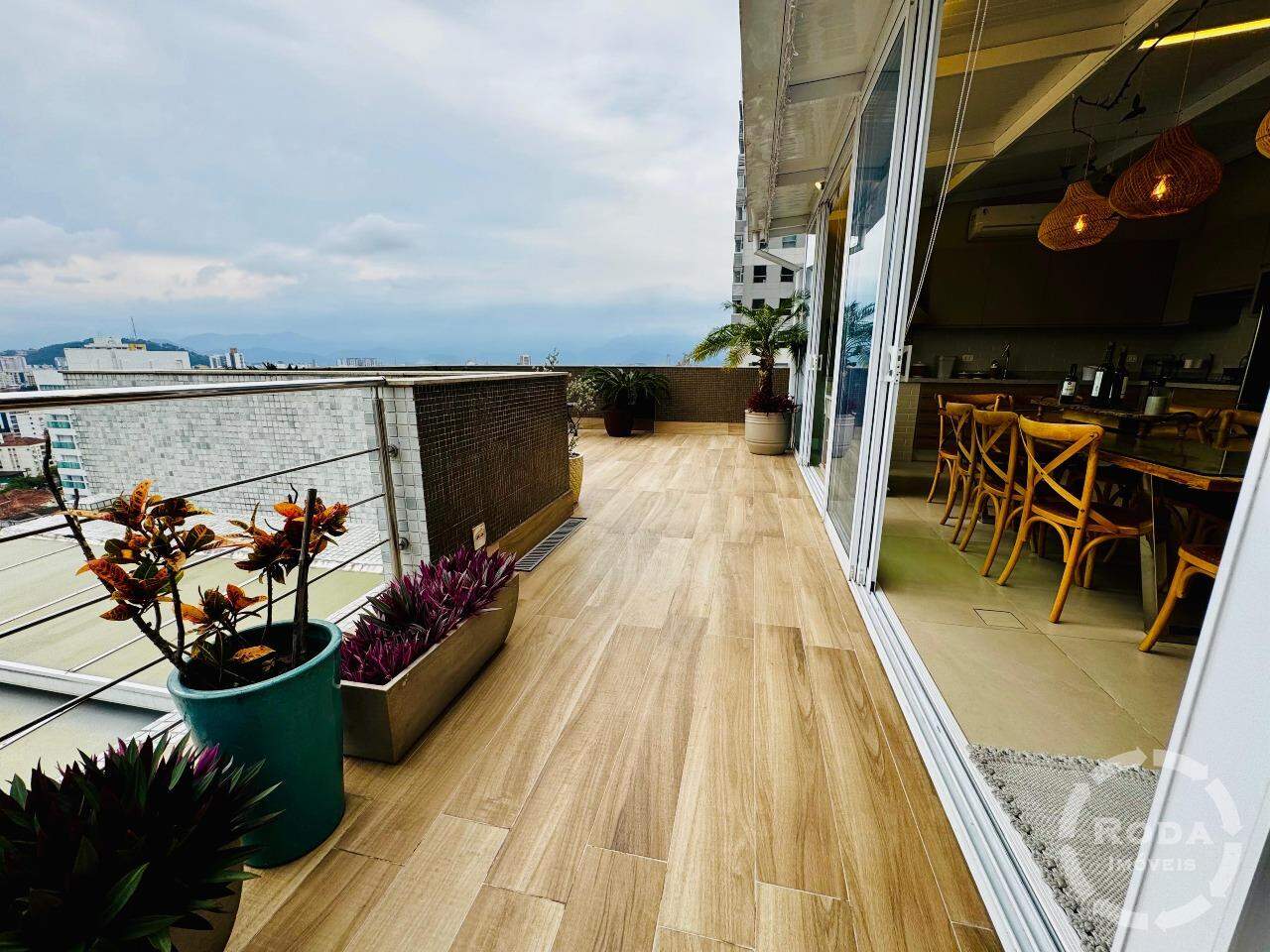 Apartamento à venda no Embaré: 
