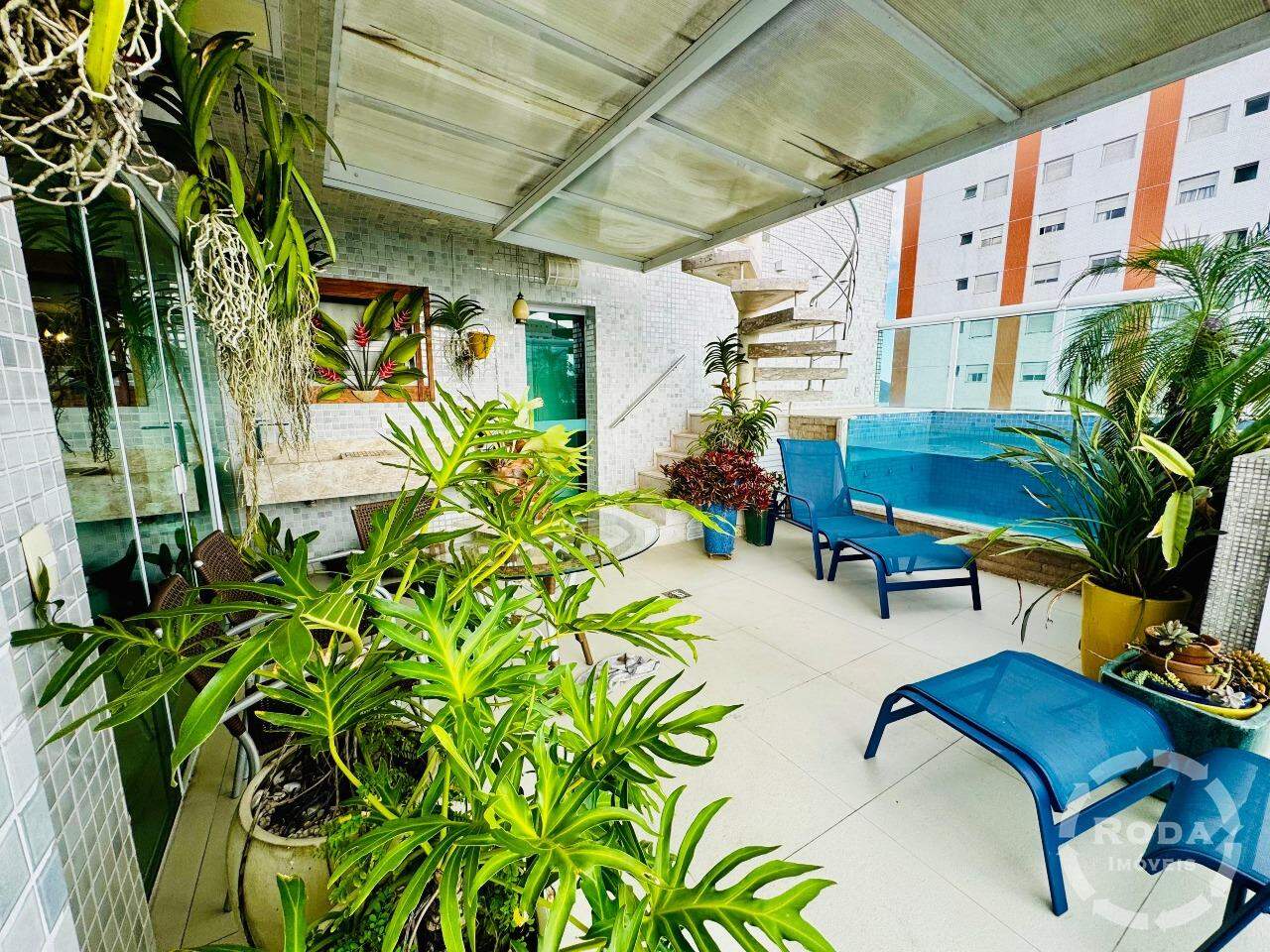 Apartamento à venda no Embaré: