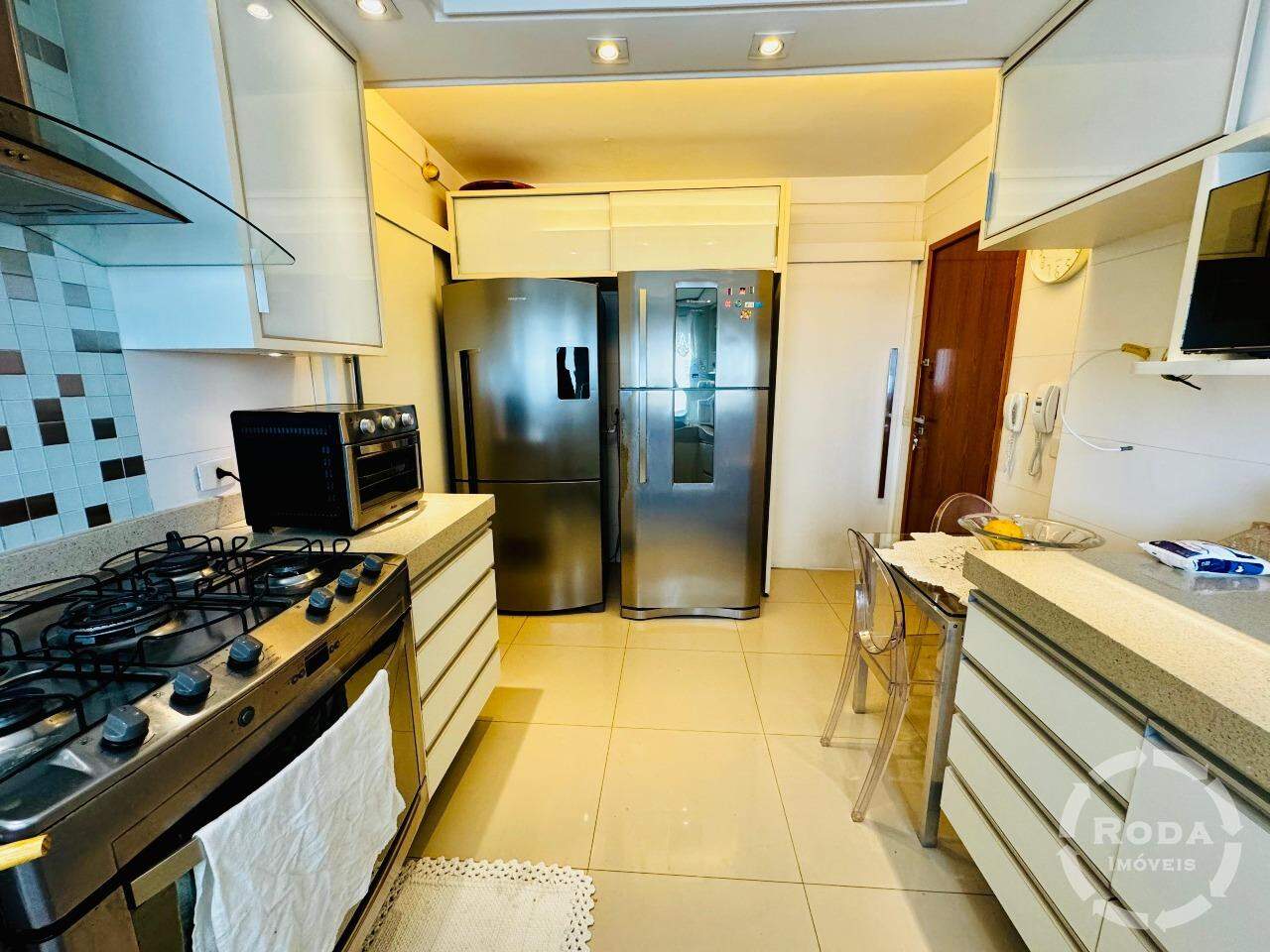 Apartamento à venda no Embaré: 