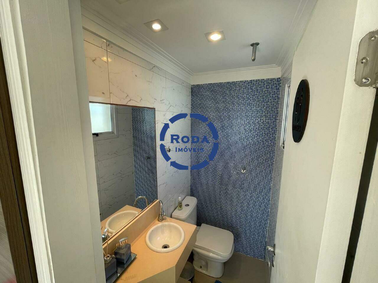 Apartamento à venda no Astúrias: 