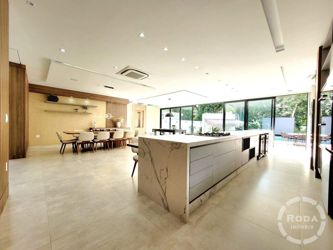 Casa de Condomínio à venda no Riviera de São Lourenço: 
