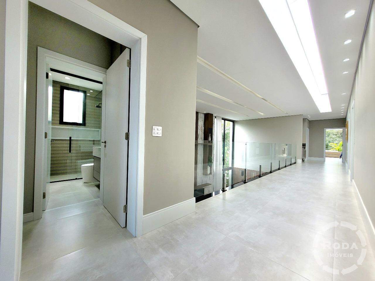 Casa de Condomínio à venda no Riviera de São Lourenço: 