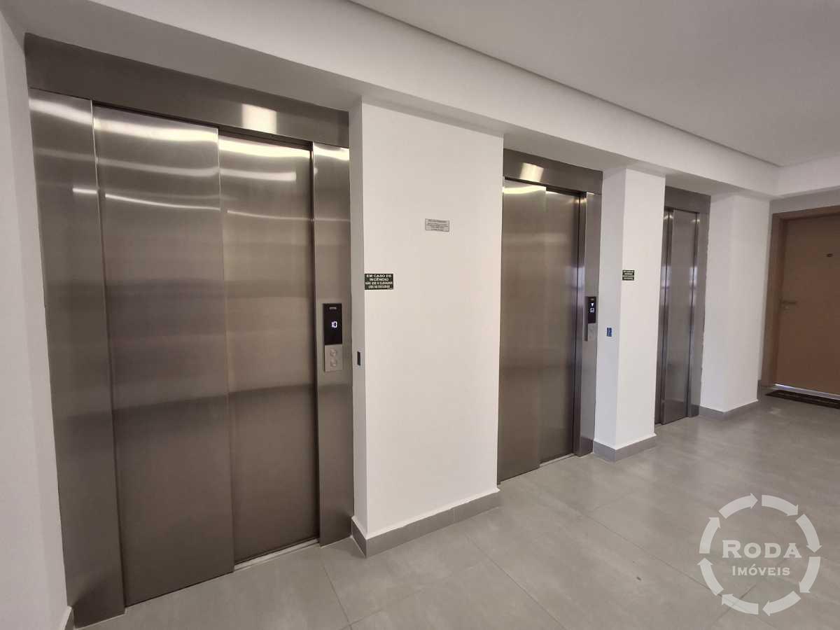 Apartamento à venda no Ponta da Praia: 