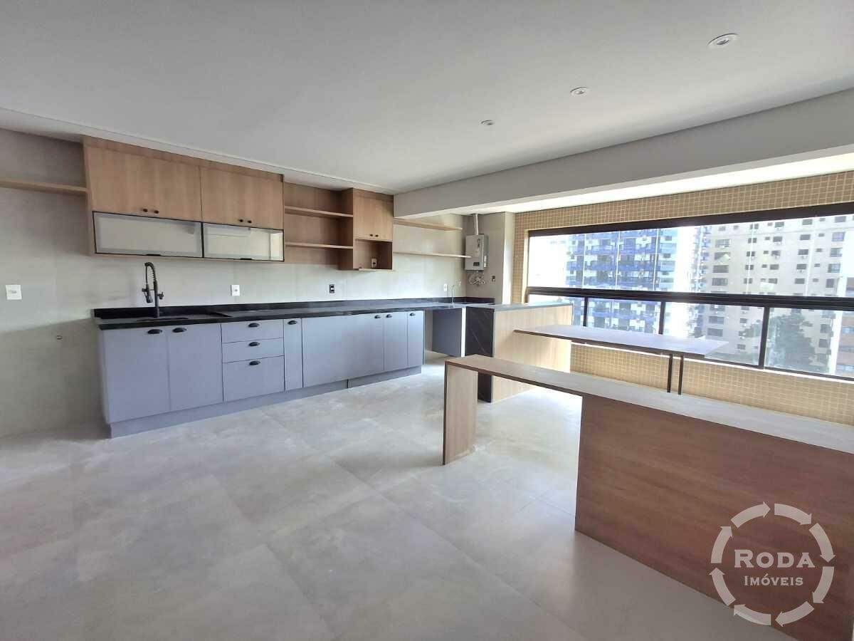 Apartamento à venda no Ponta da Praia: 