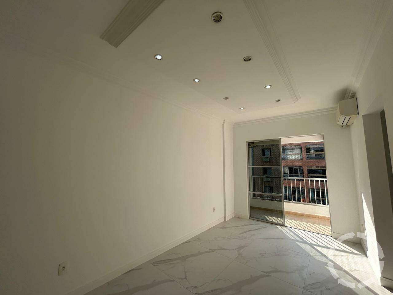 Apartamento para aluguel no Ponta da Praia:
