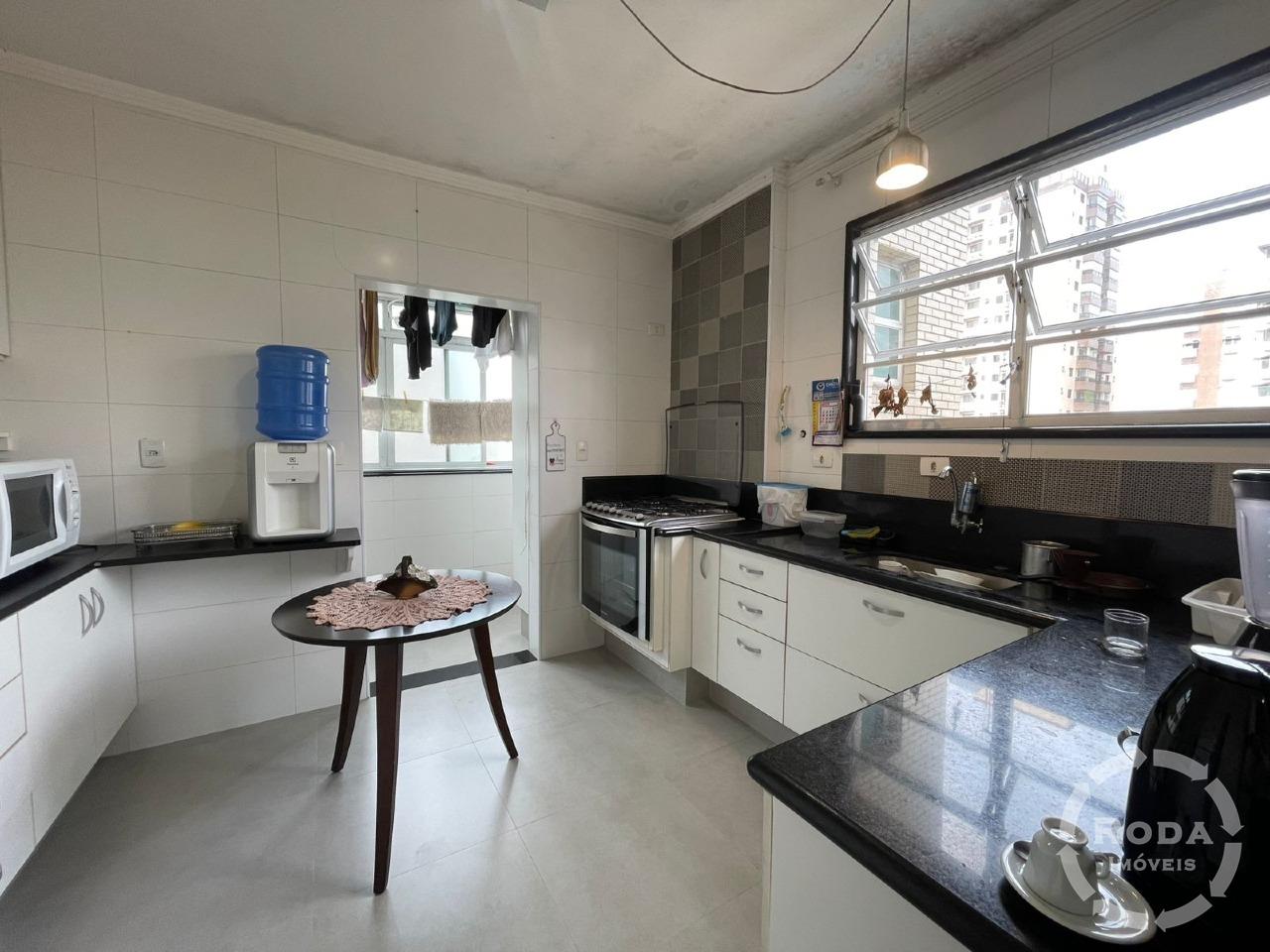 Apartamento à venda no Embaré: 