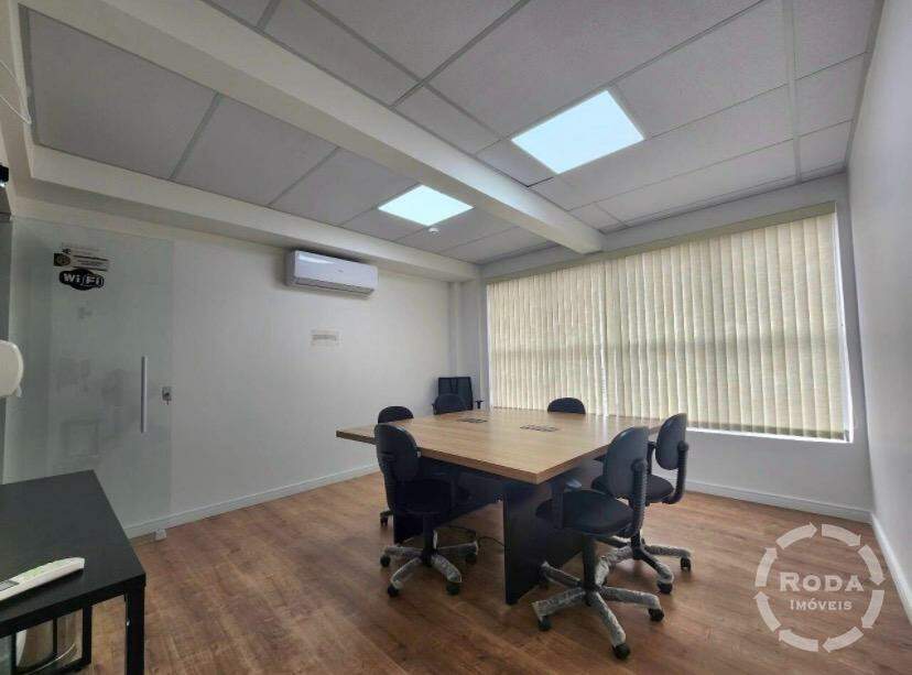 Sala à venda no Ponta da Praia: 