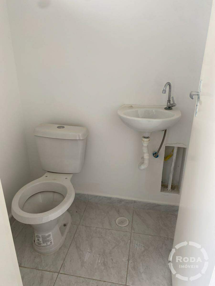 Sala à venda no Ponta da Praia: 