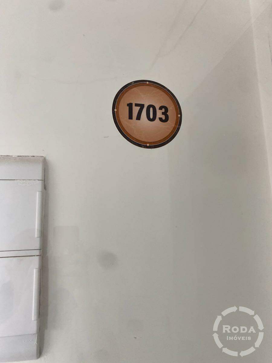 Sala à venda no Ponta da Praia: 