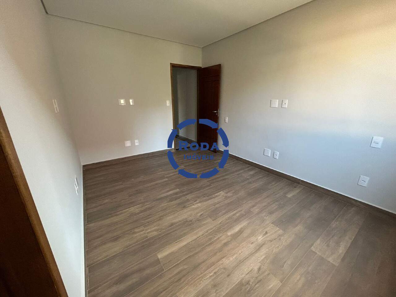 Casa à venda no Marapé: 